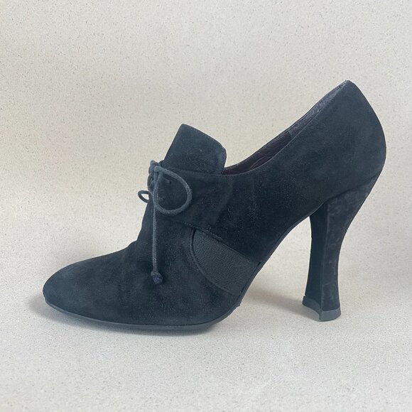 Pre-Loved STUART WEITZMAN Black Suede Pumps / Lace-up Heels - Size 7.5 - Picture 1 of 12
